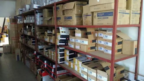 英信五金 專注高端零售，品質(zhì)與服務的雙重承諾